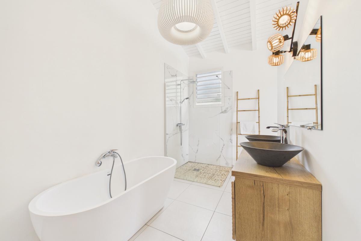 35.Location villa avec piscine vue mer Saint François Guadeloupe